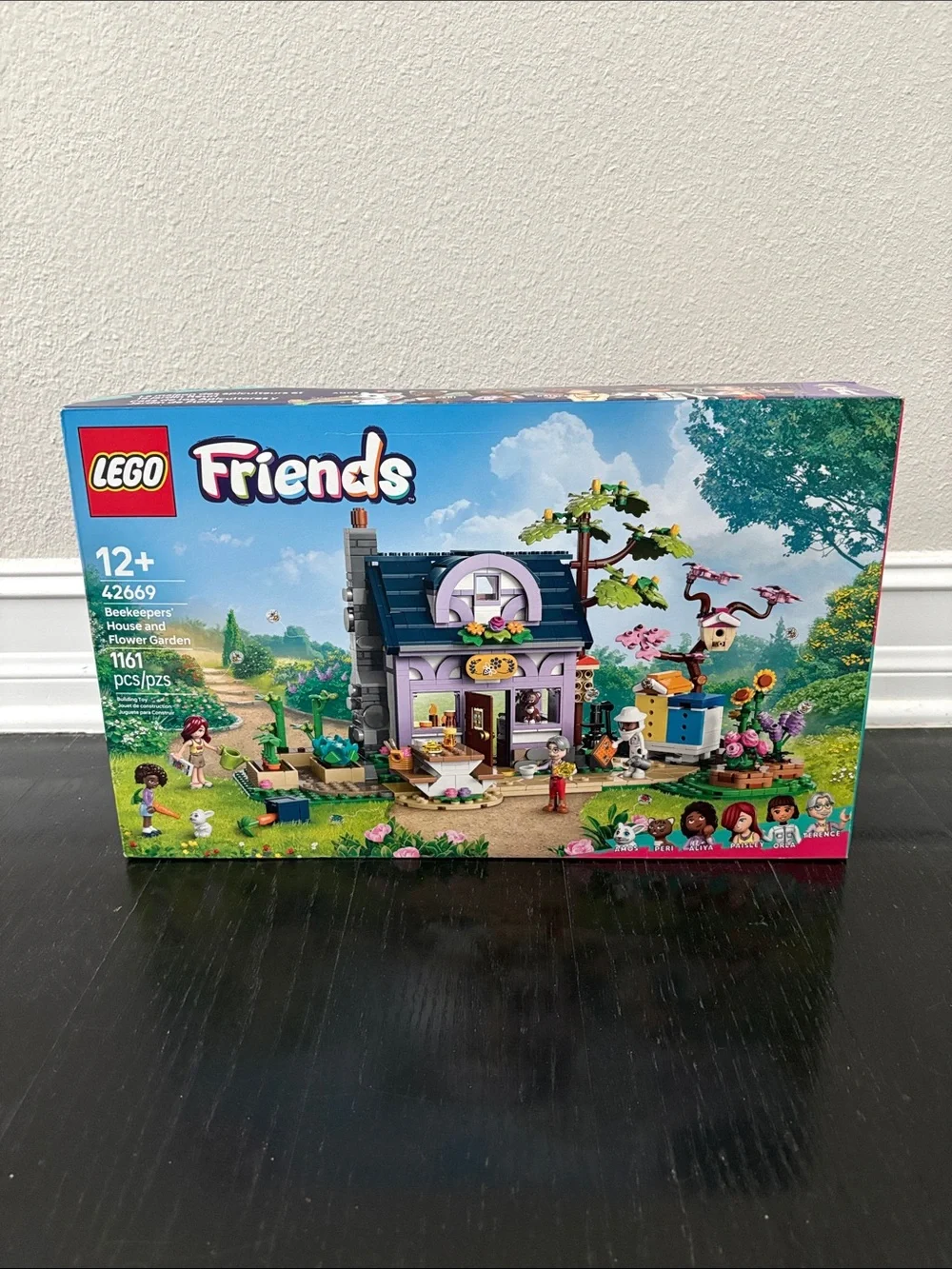 LEGO Friends Beekeepers' House and Flower Garden